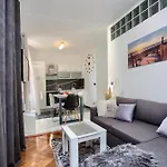 Forum Appartement Pula
