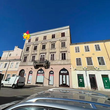 Forum Apartment