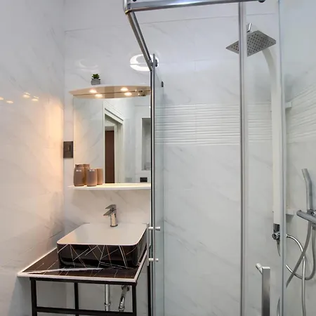 Forum Apartment