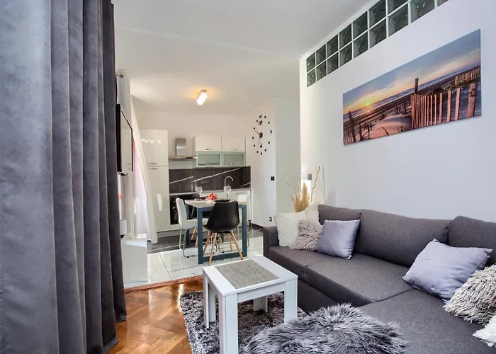 Forum Apartment Pula