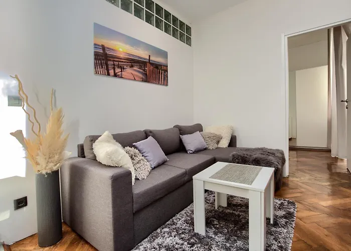 Apartman Forum Póla